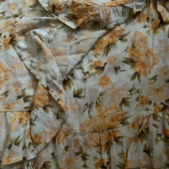 Flower Pattern ladies Skirt with a tie on the front & part elastic size XL - Picture 2 of 5